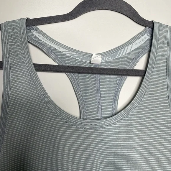 Under Armour Striped Racer Back Tank - Picture 4 of 6